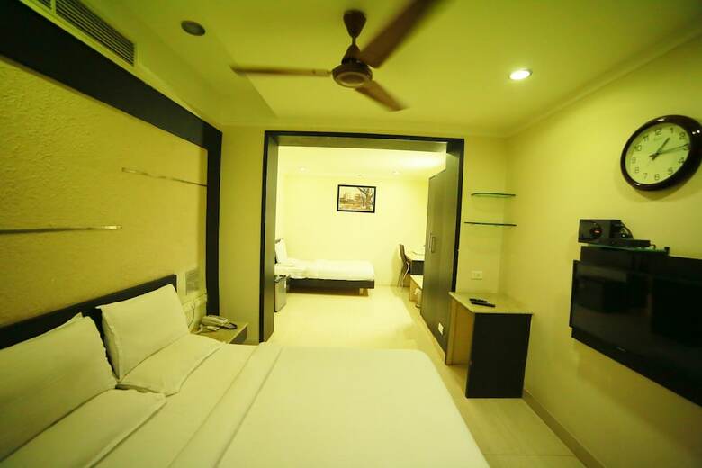 Hotel Sriram International