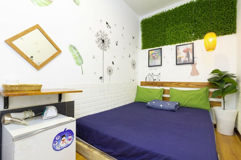 Hotel Saigon Bed Station