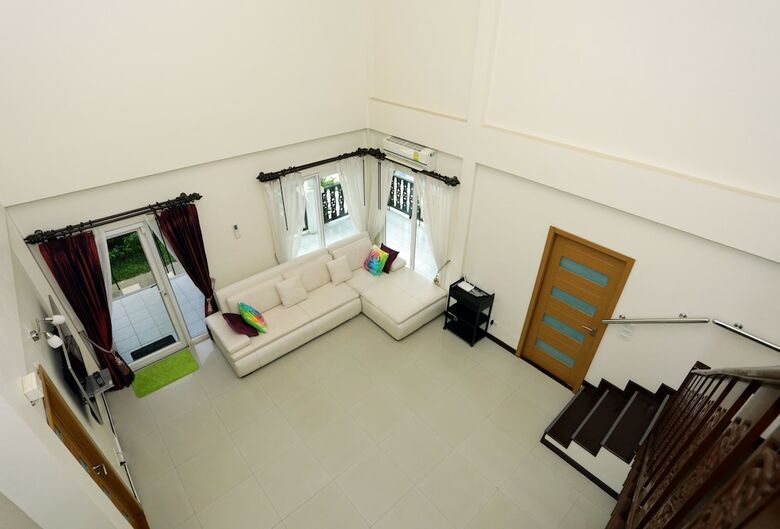 Green Residence Pool Villa