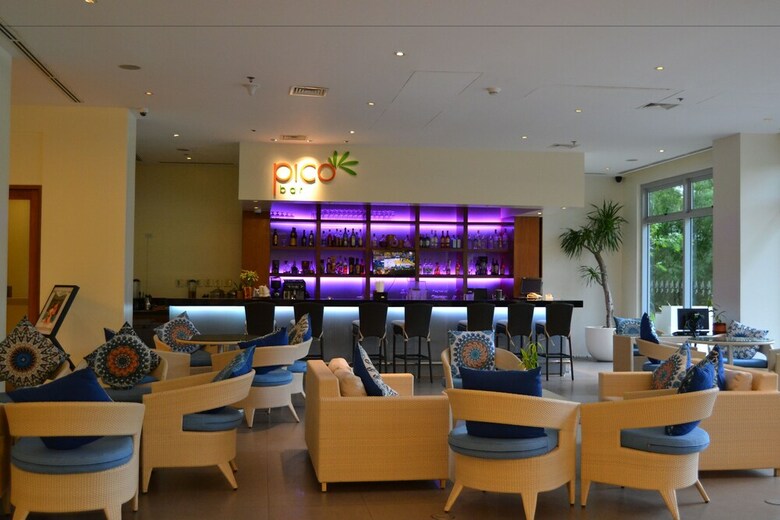 Apartment Carola B 711 At Pico de Loro