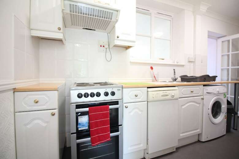 Apartamentos Airport Lodge Norwich
