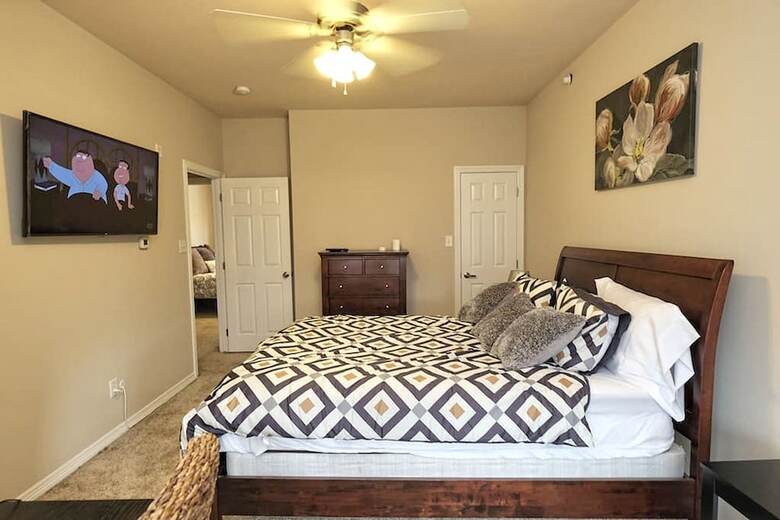 305 Holleman Dr. East  304