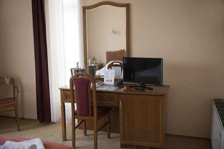 Hotel Aqua S�rv�r