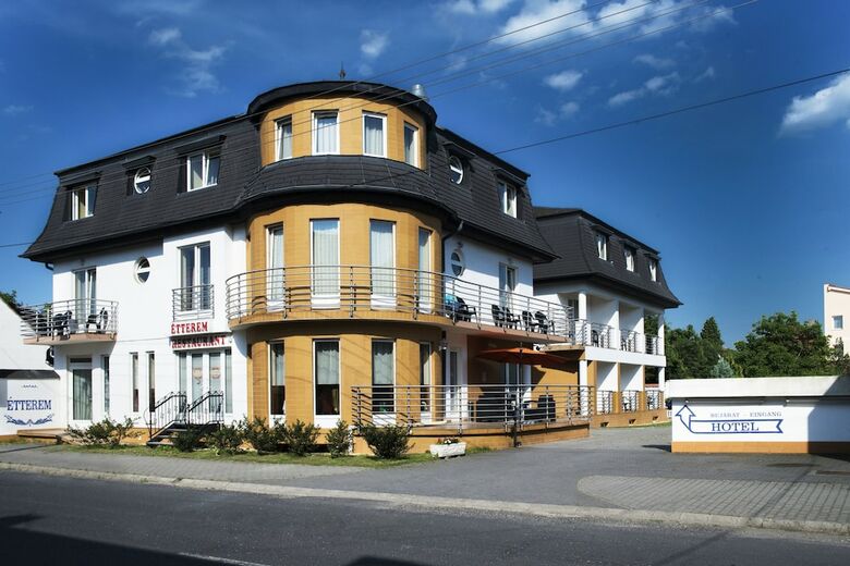 Hotel Aqua S�rv�r