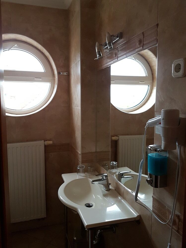 Hotel Aqua S�rv�r