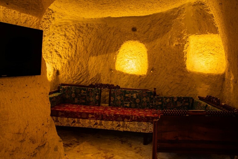 Unicorn Cave Hotel