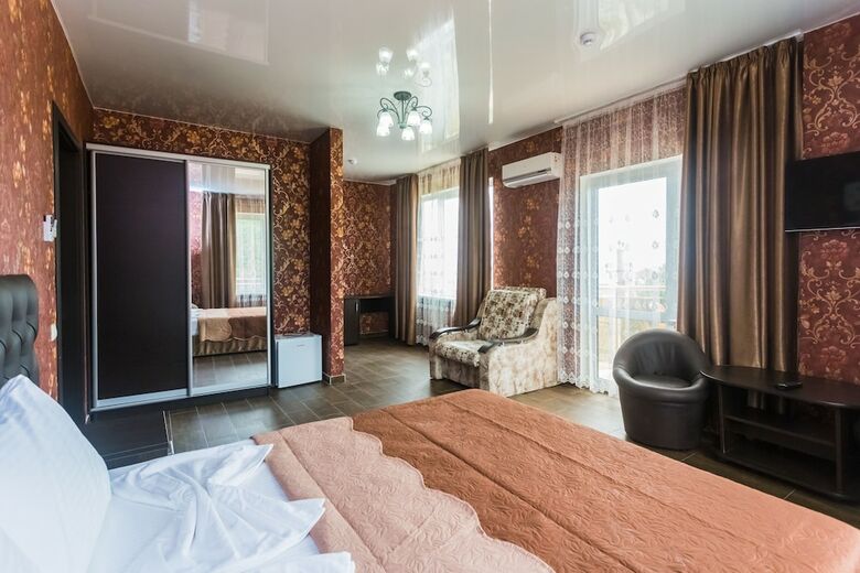 Hotel Golden Sunrise