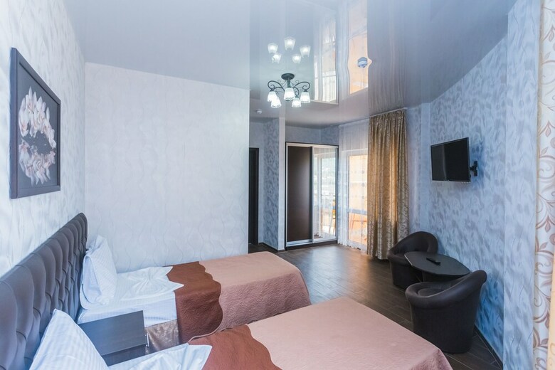 Hotel Golden Sunrise