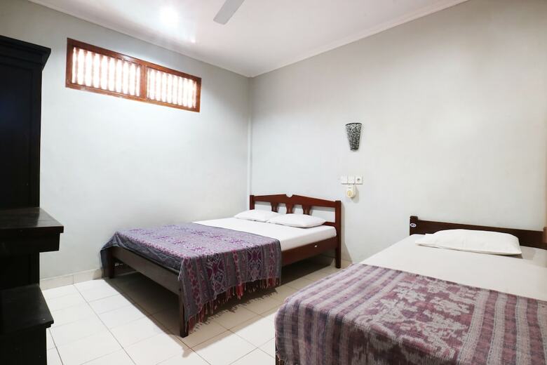 Hotel Taman Mekar Beach Inn