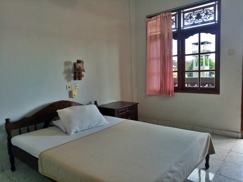 Hotel Taman Mekar Beach Inn