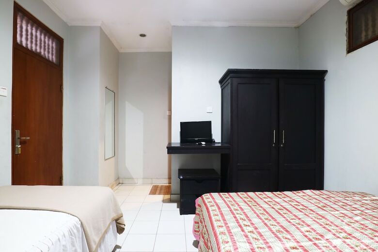 Hotel Taman Mekar Beach Inn