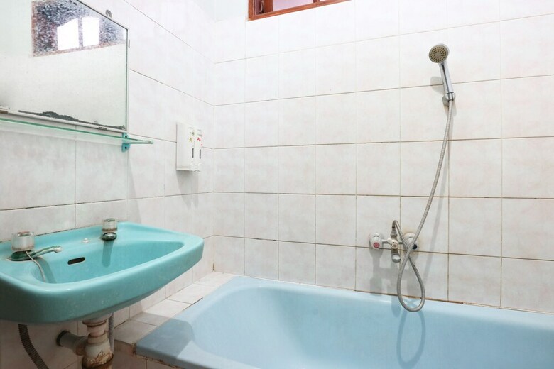 Hotel Taman Mekar Beach Inn