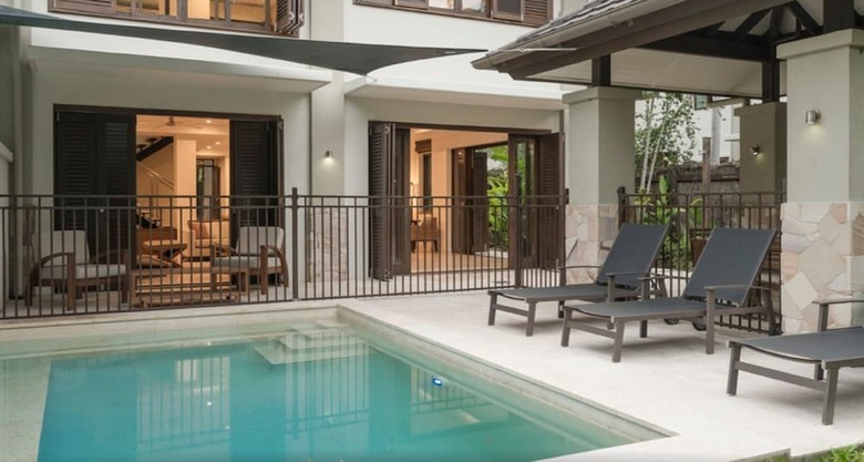 Sea Temple Port Douglas Luxury Apartments