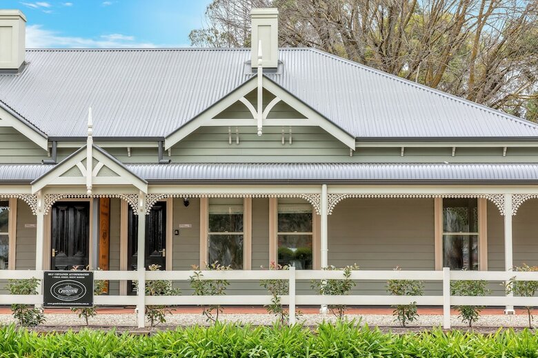 Grandview Accommodation - The Flaxley Apartments