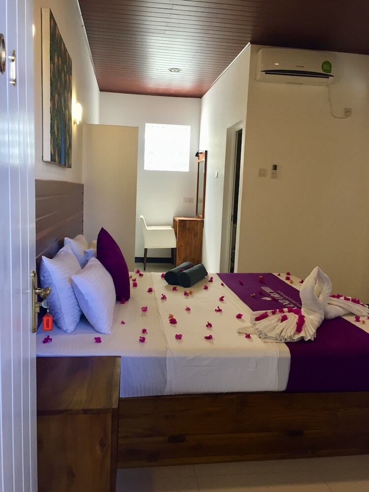 Hotel Grand Orchid Residence