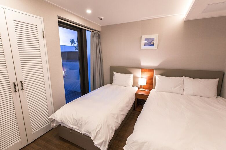 Pension Leeum Island Spa & Pool Villa