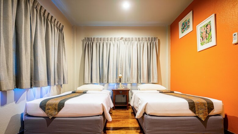 Hotel Baan Klang Aow Beach Resort