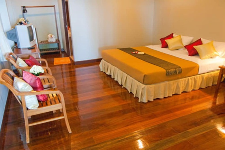 Hotel Baan Klang Aow Beach Resort