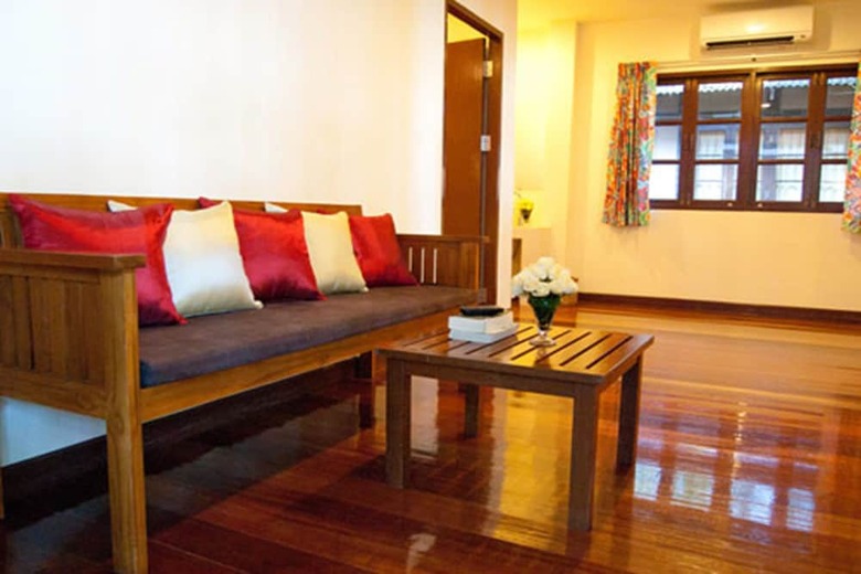 Hotel Baan Klang Aow Beach Resort