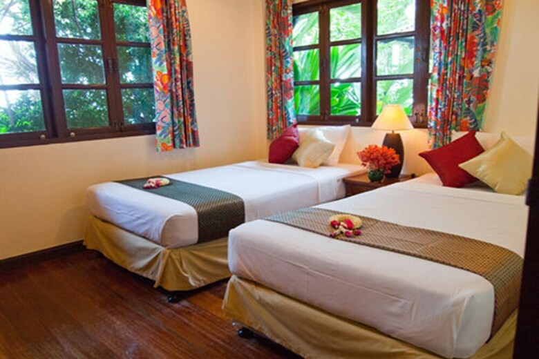 Hotel Baan Klang Aow Beach Resort