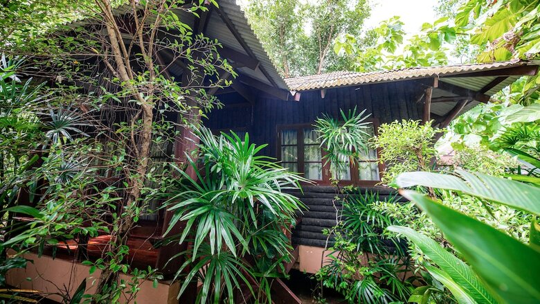 Hotel Baan Klang Aow Beach Resort
