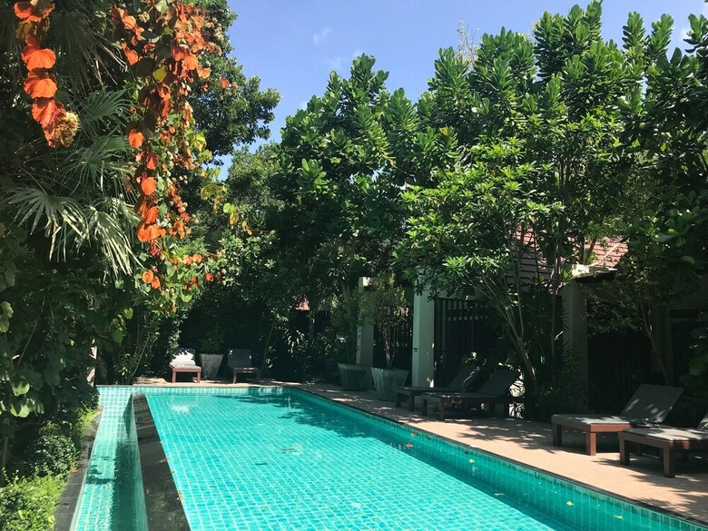 Hotel Baan Klang Aow Beach Resort