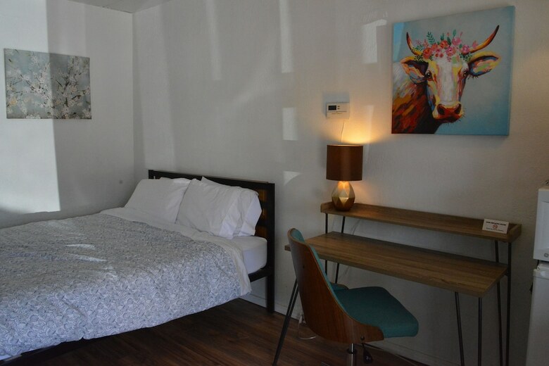 Posada Mojave Trails Inn And Suites