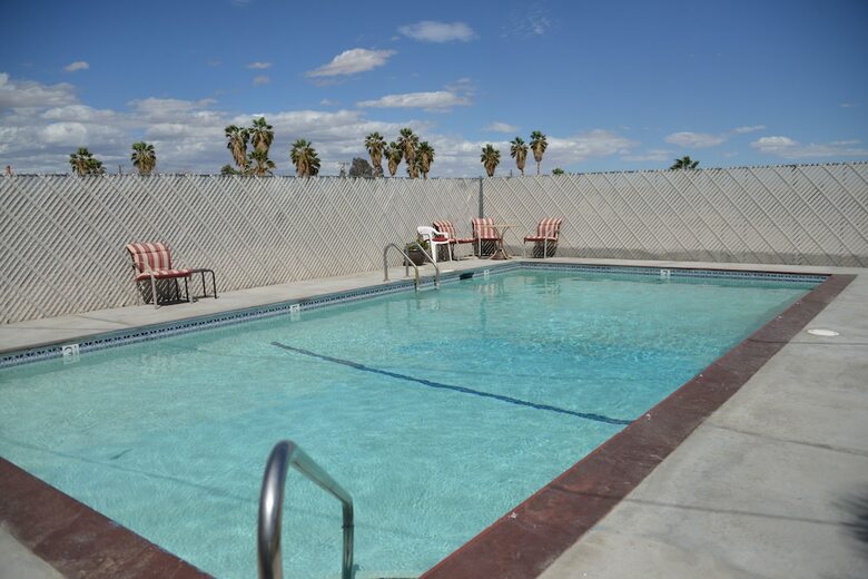 Posada Mojave Trails Inn And Suites