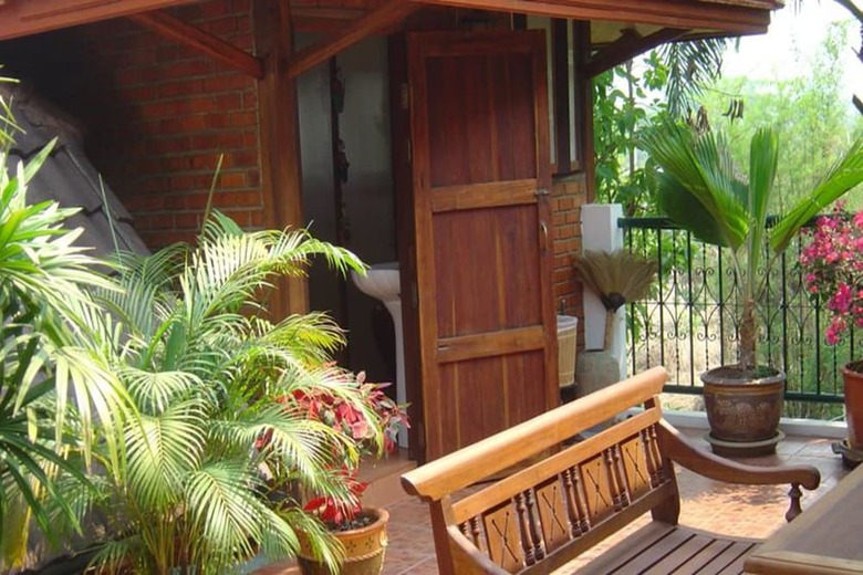 Hotel Golden Teak Home Resort
