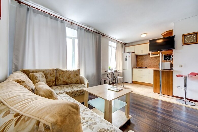 Ag Apartment Lomanaya 6