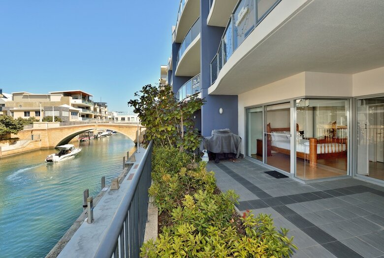 Apartamentos Del Mar 28