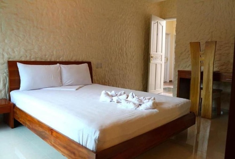 Hotel Montani Beach Resort