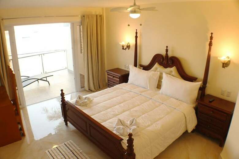 Hotel Montani Beach Resort