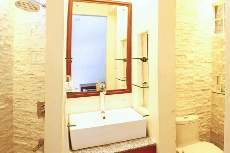 Hotel Montani Beach Resort