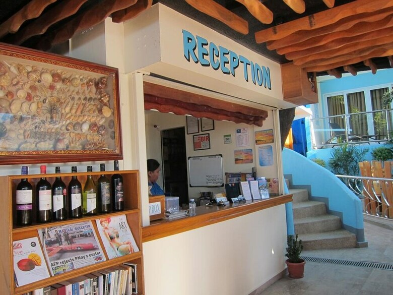 Hotel Montani Beach Resort