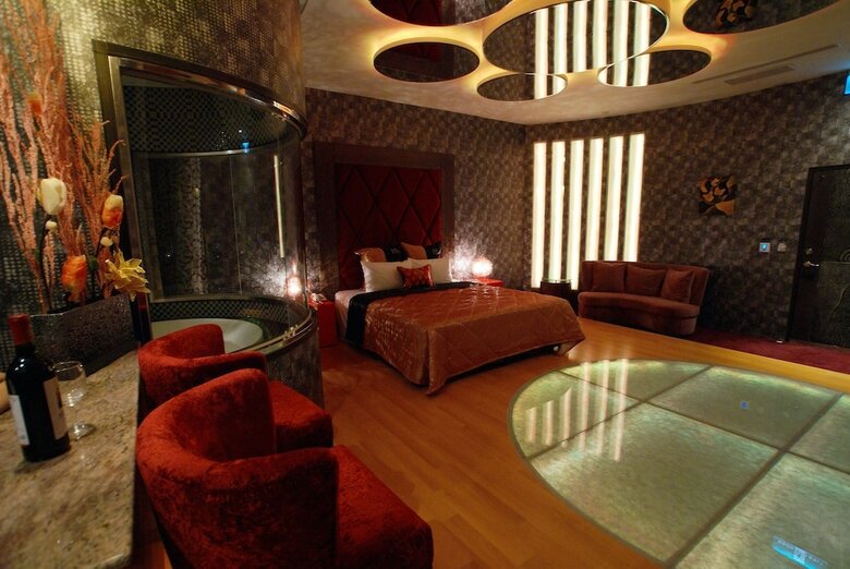 Rage Motel