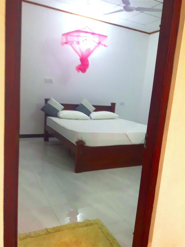 Hotel Nadee Villa Guest House