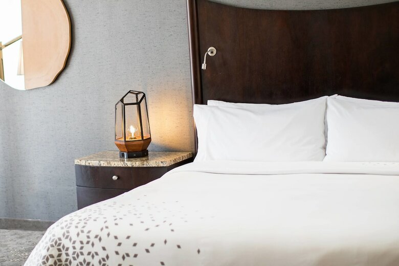 Renaissance Raleigh North Hills Hotel