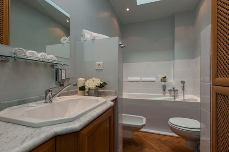 Charming Prague Apartments At Black Star