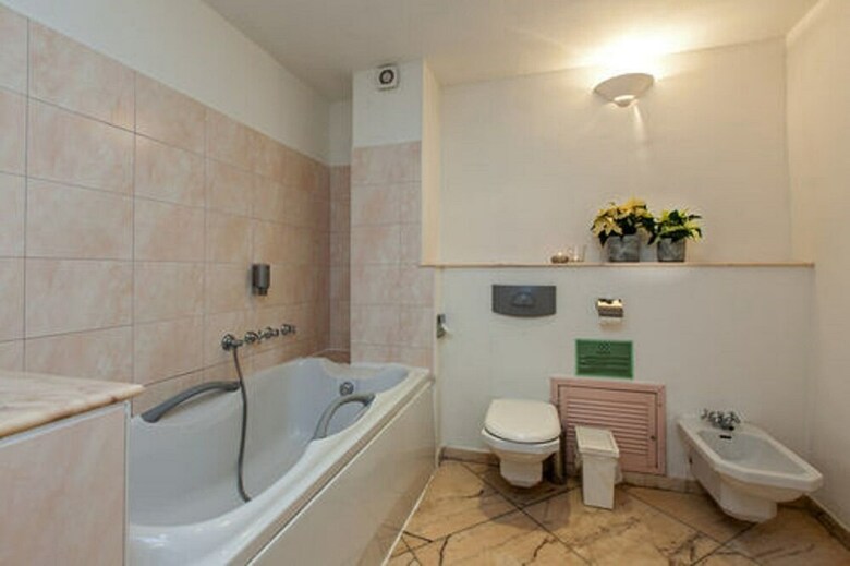 Charming Prague Apartments At Black Star