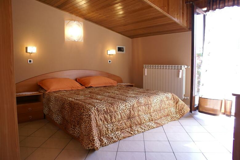 Apartamentos Accommodation Stosic