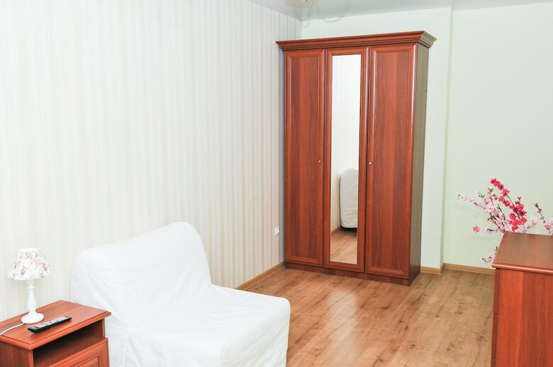 Aelita Apartment With Port View