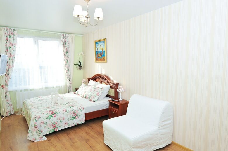 Aelita Apartment With Port View