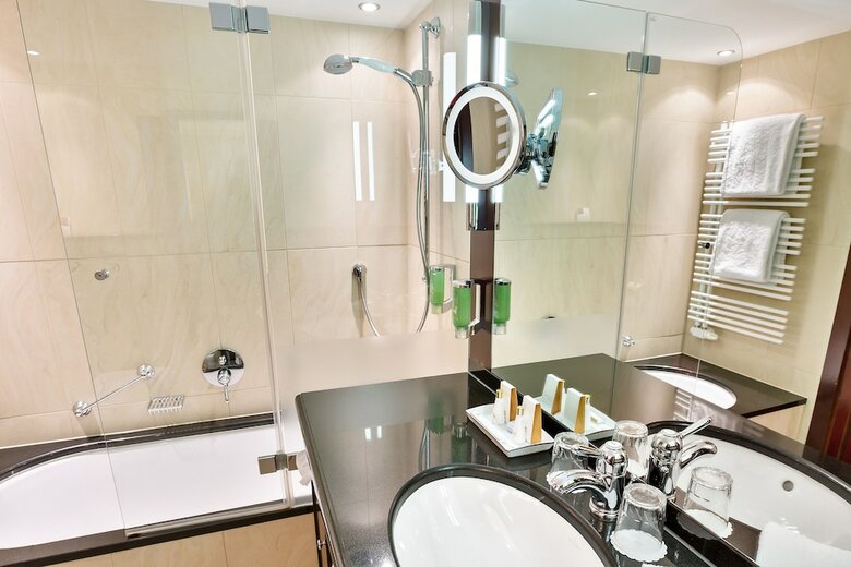 Austria Trend Hotel Schloss Lebenberg