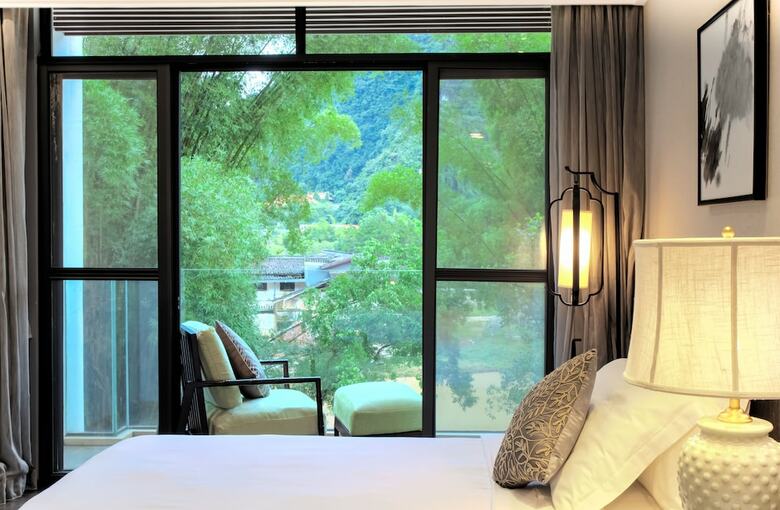 Courtyard Hotel - Yulong River Branch