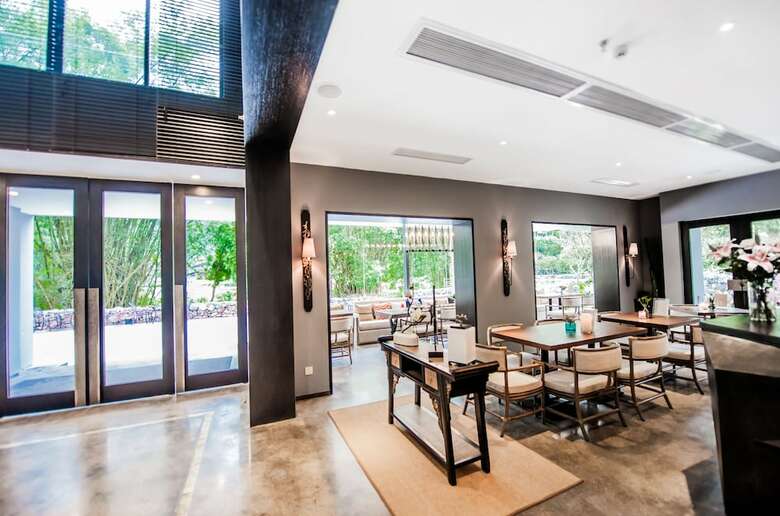Courtyard Hotel - Yulong River Branch
