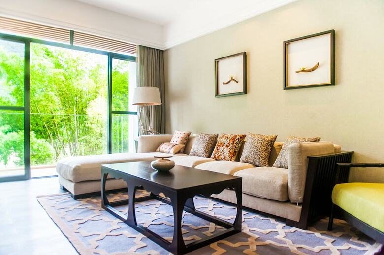 Courtyard Hotel - Yulong River Branch
