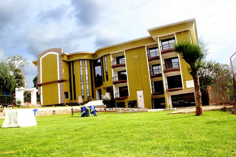 Hotel Cepha's Inn