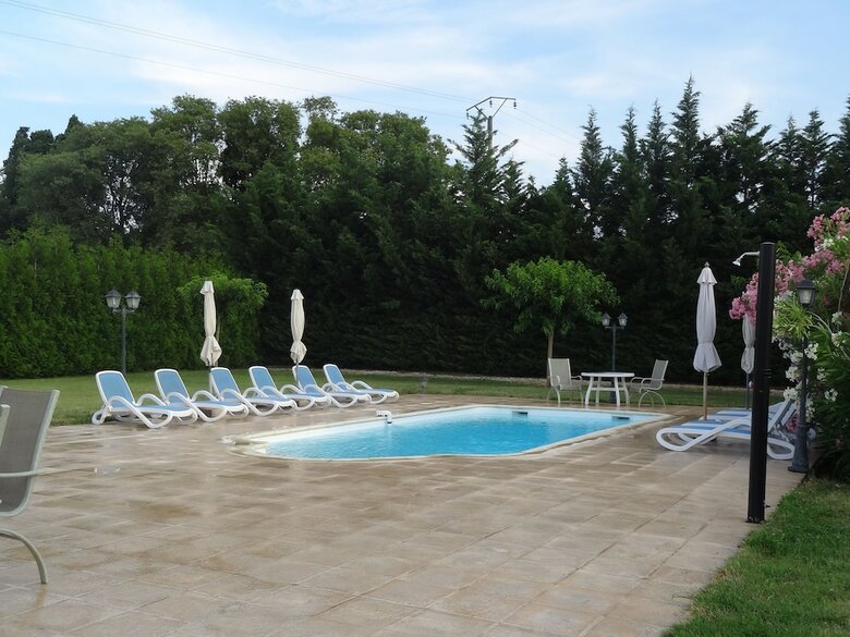 Hotel Locations Des Alpilles