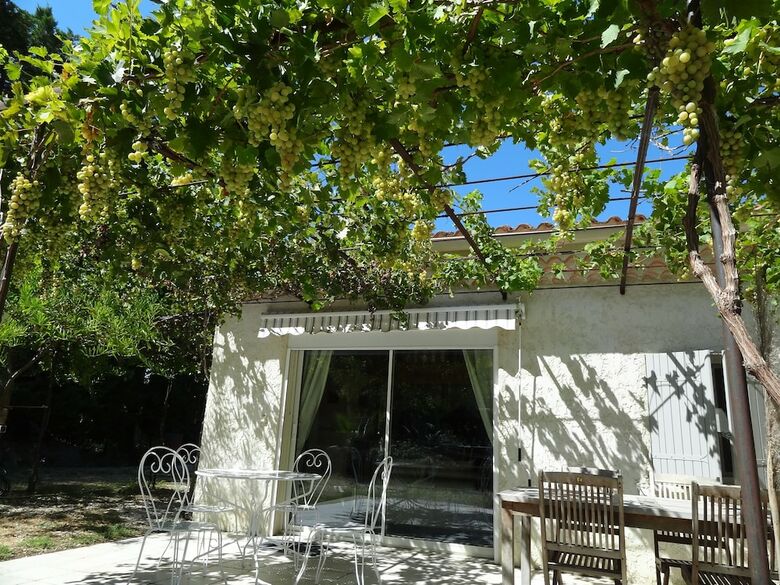 Hotel Locations Des Alpilles